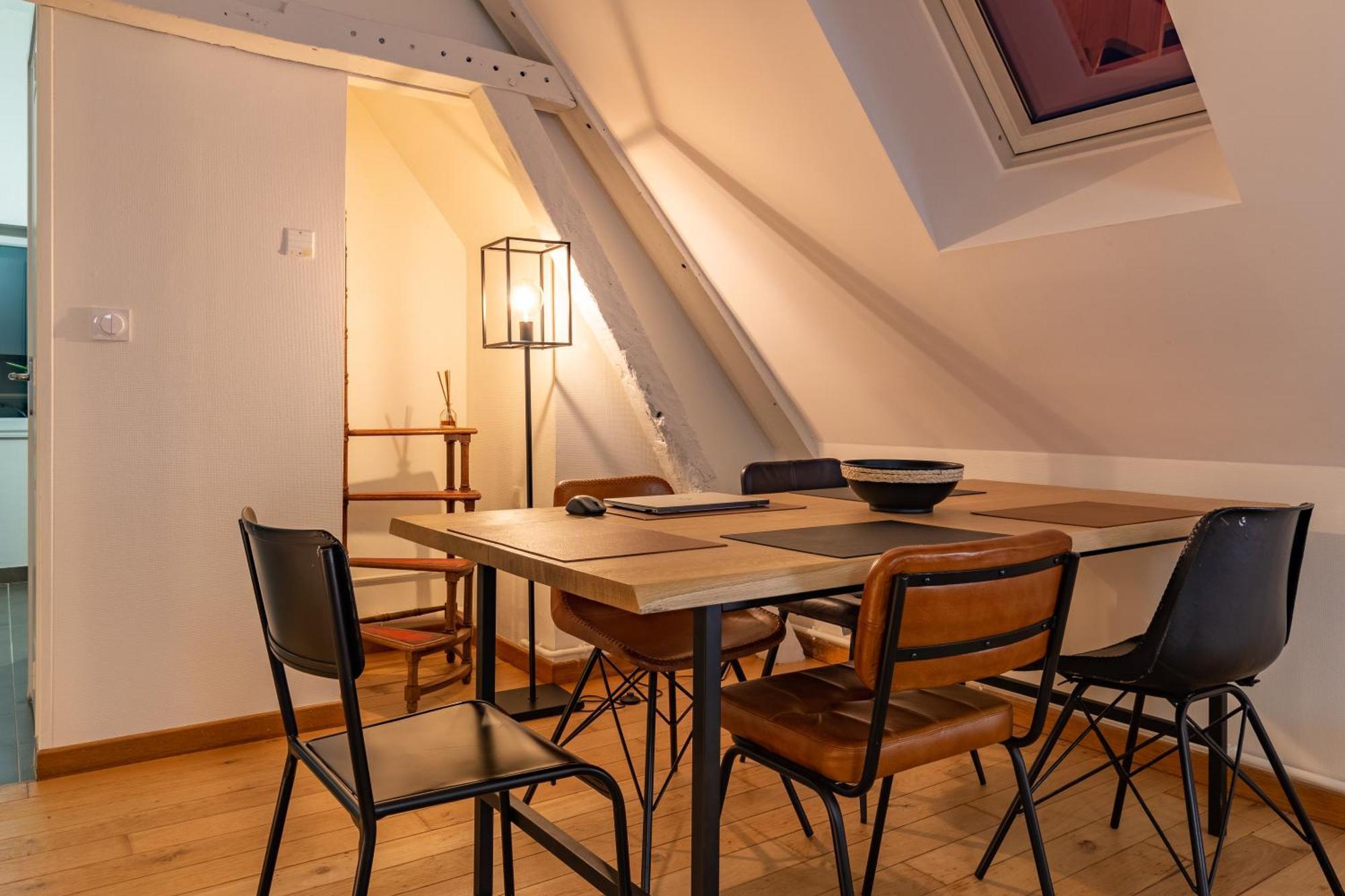 Le 13 Elegant Troyes Leilighet Eksteriør bilde